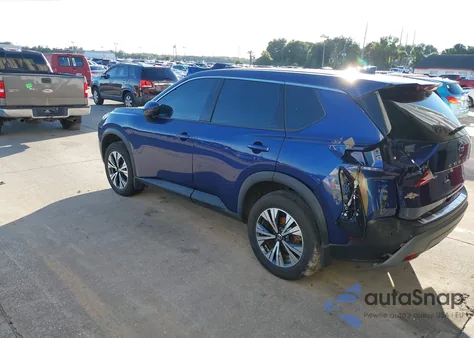 2021 Nissan Rogue Sv Fwd z USA, uszkodzony, nr VIN 5N1AT3BA0MC802096